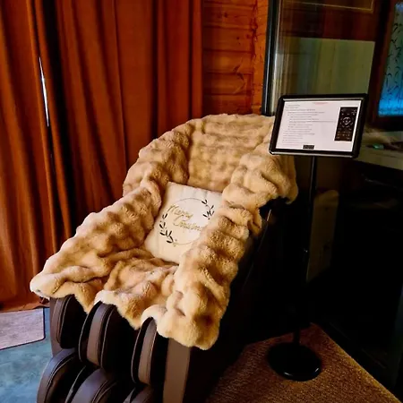 Le Cosy *